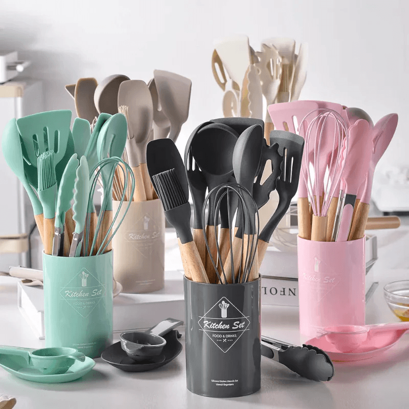 Kit Utensílios de Silicone com Cabo de Madeira (12 Peças) -Acasa